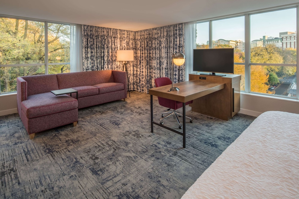 Hampton Inn & Suites Portland Pearl District - photo 24