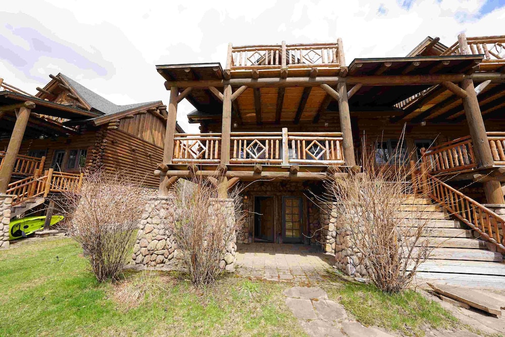 Ampersand Bay Resort - photo 225