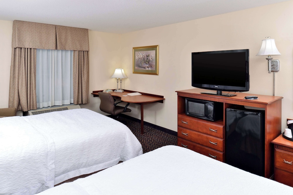 Hampton Inn & Suites Dayton Vandalia - photo 44