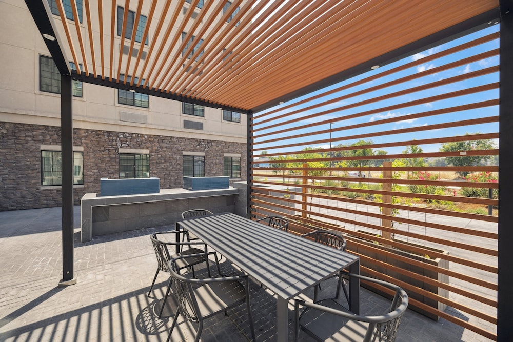 Staybridge Suites Sacramento Woodland - photo 123