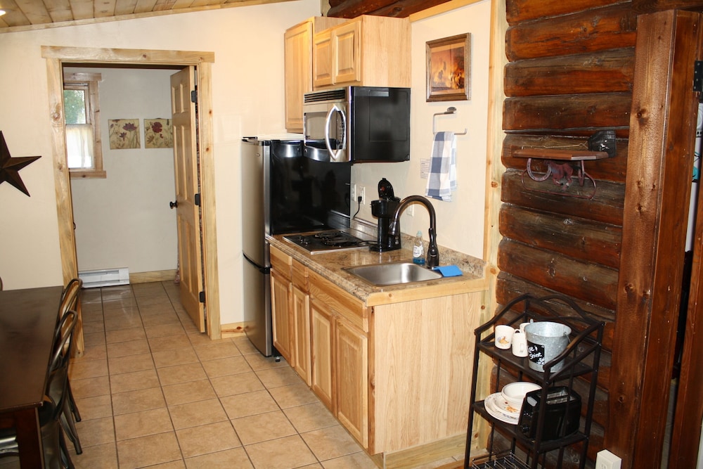 The Historic Wapiti Lodge - photo 91