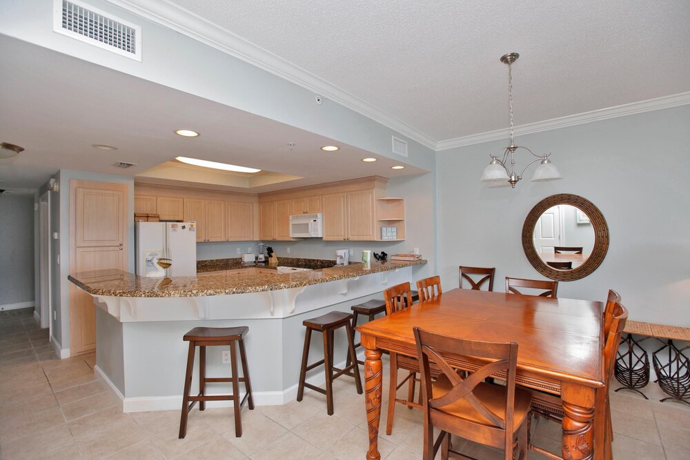 Boardwalk Beach Resort by Panhandle Getaways - photo 21
