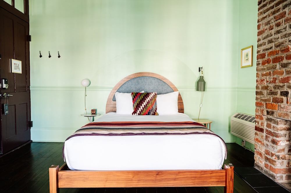 Frenchmen Hotel - photo 13
