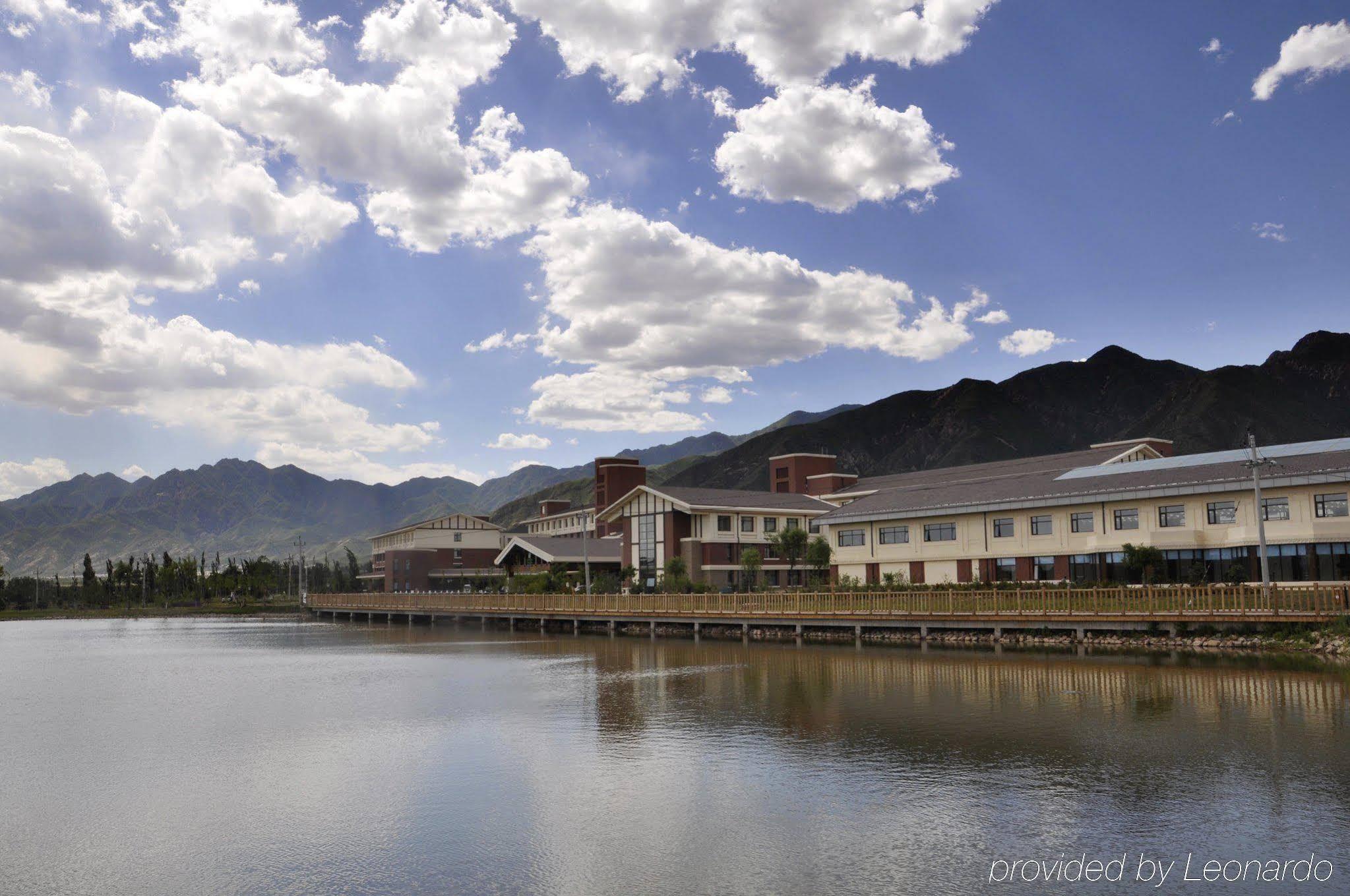 Holiday Inn Resort Beijing Yanqing — 4-Star Luxury Hotel in Beijing, People's Republic of China
