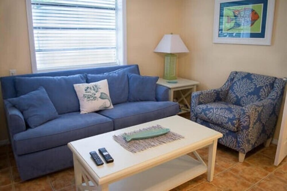 138 140 Delmar Genny's Landing Fort Myers Beach - photo 6