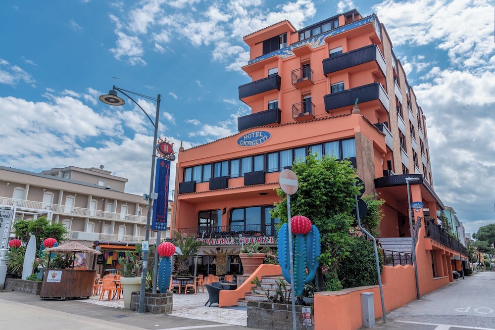 Giorgetti Orange — Rimini