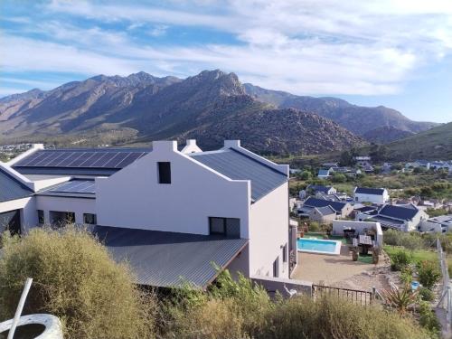 10 on Waboom Montagu West — 4-Star Luxury Hotel in Montagu, South Africa