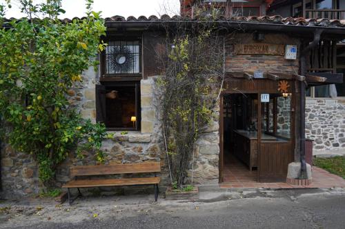 Descanso En Burgozarre in Mungia, Spain