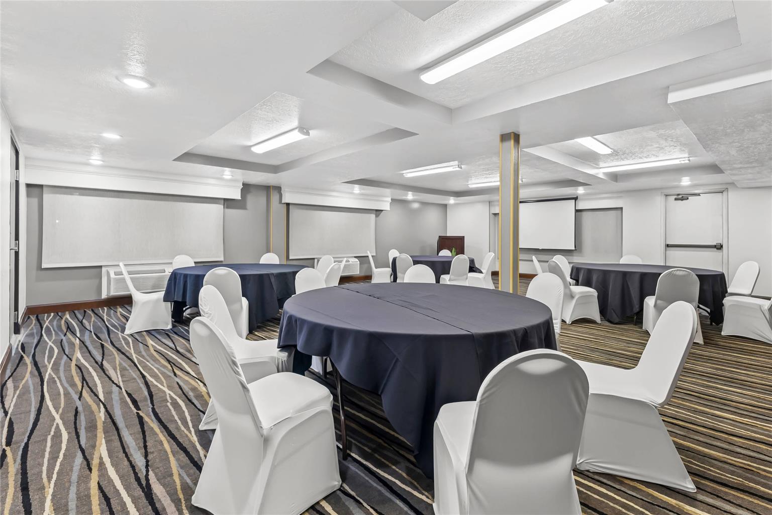 Radisson Hotel Salt Lake City Airport - photo 92