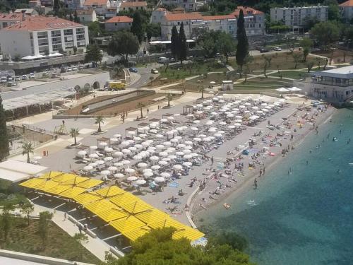 Beachfront Dubrovnik Villa