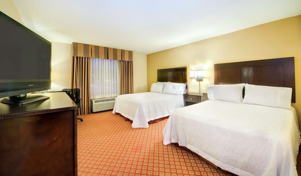 Hampton Inn Suites Scottsboro - photo 14