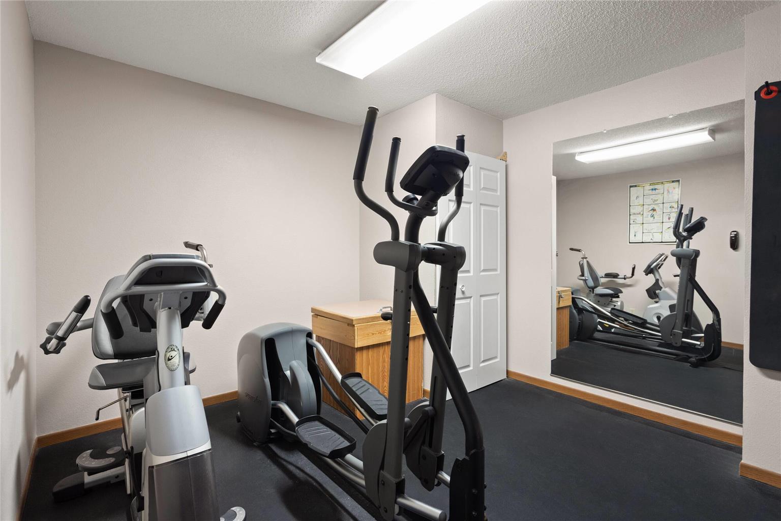 Days Inn by Wyndham Spearfish - photo 8