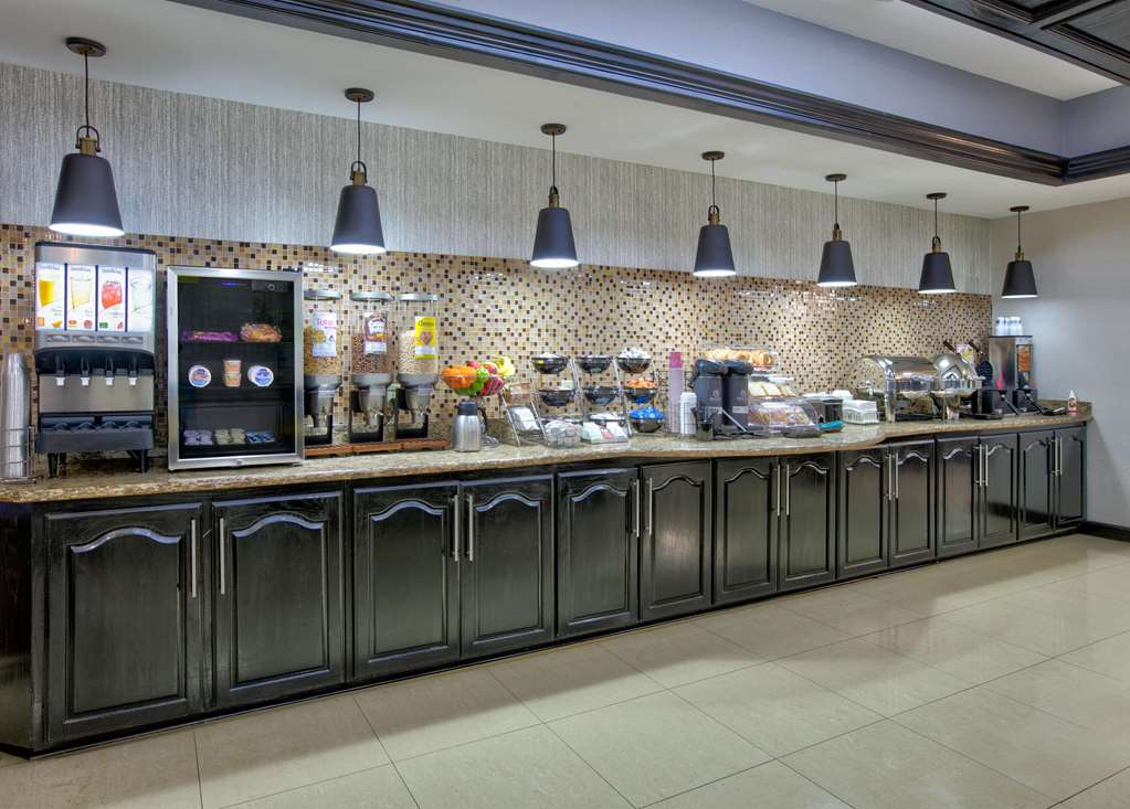 La Quinta Inn & Suites by Wyndham Little Rock Bryant - photo 27