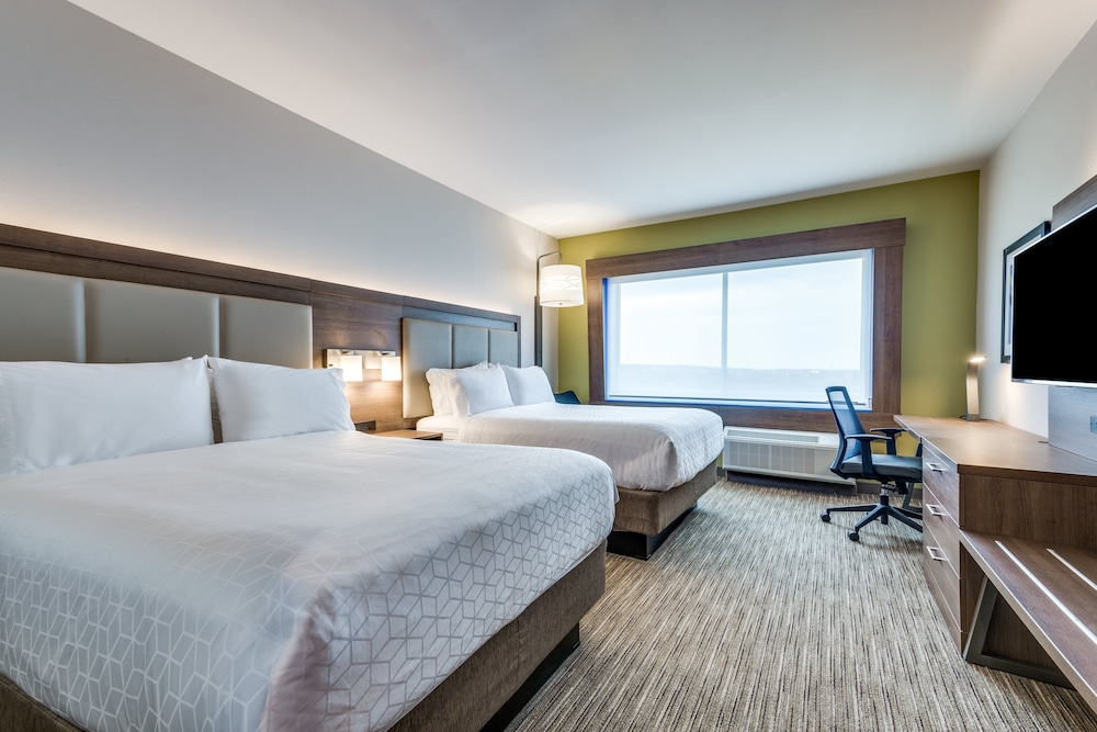 Holiday Inn Express & Suites Denton South by IHG - photo 5