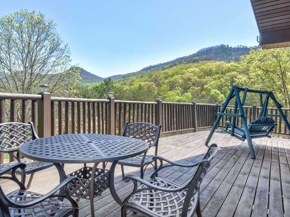 Drakes Mountain Hideaway - featured photo