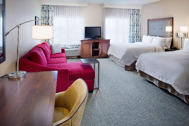 Hampton Inn & Suites Palmdale - photo 24