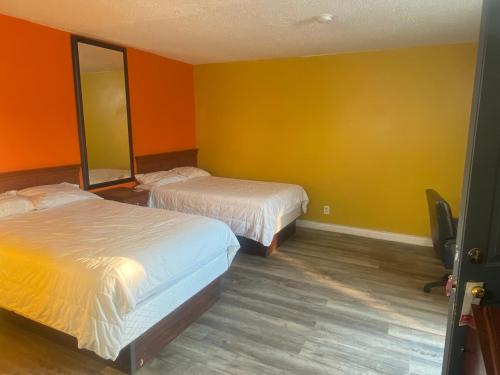 Central Inn - photo 5