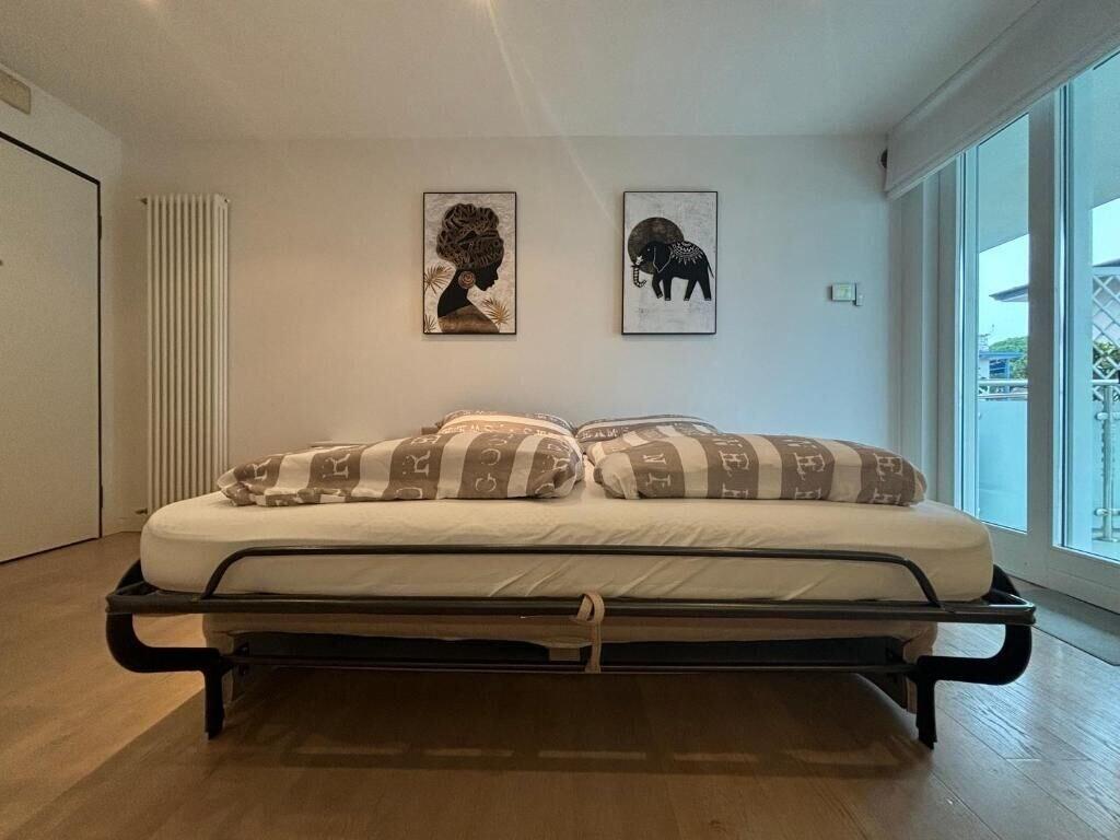 Appartamento Viola Lignano Sabbiadoro con solarium — 4-Star Luxury Hotel in Lignano Sabbiadoro, Italy