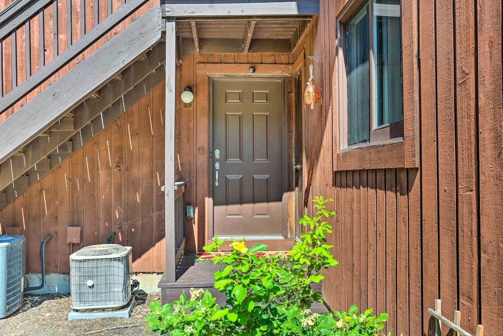 Sun Lit Vernon Condo Less Than 2 Mi to Ski Resort - photo 21