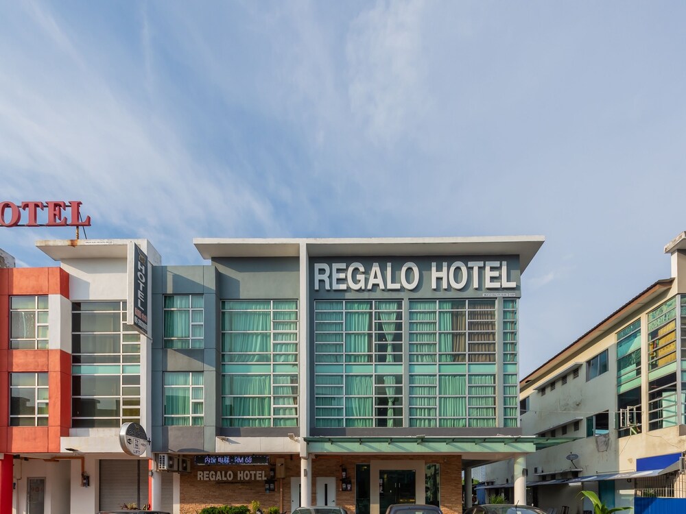 Regalo Hotel — Malacca — photo 2
