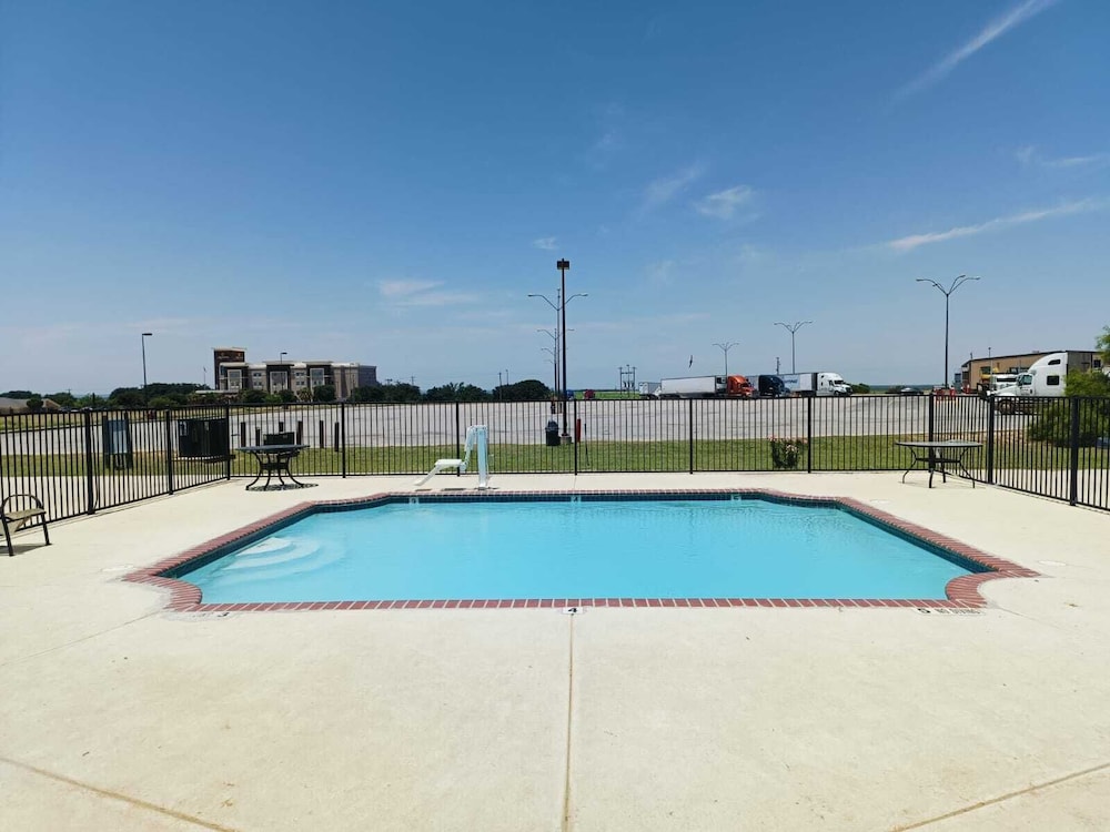 Hotel O Bien Venido Pearsall I 35 - photo 27