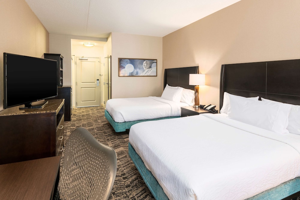 Hilton Garden Inn Silver Spring White Oak - photo 10