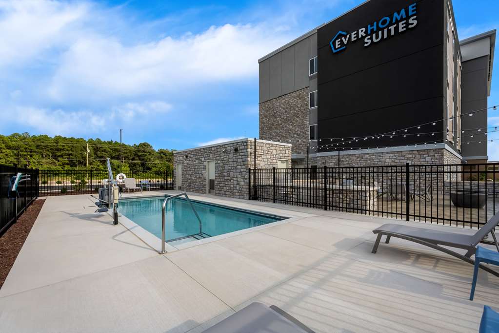 Everhome Suites Fayetteville near Fort Bragg - photo 27
