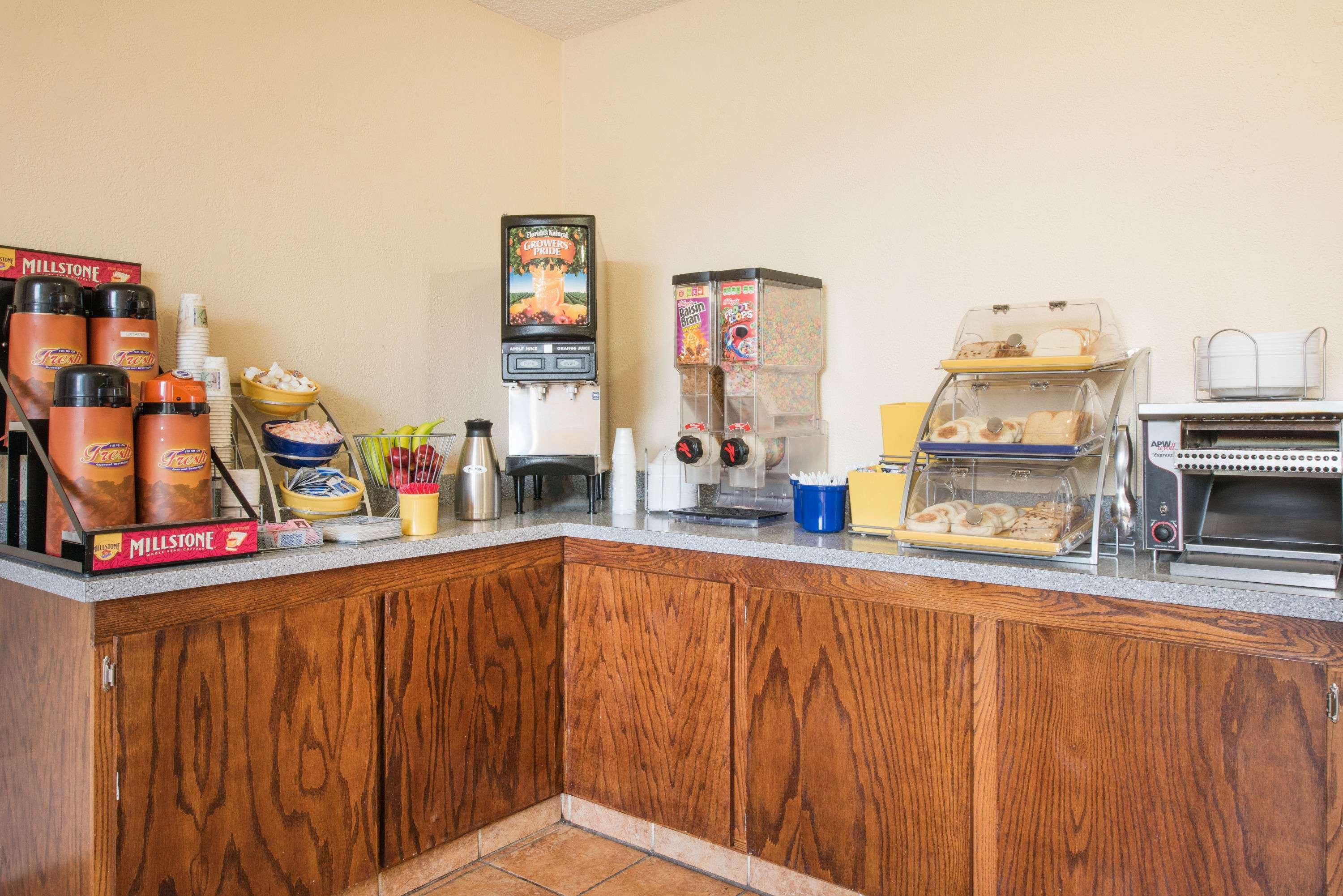 Sleep Inn Chambersburg - photo 31