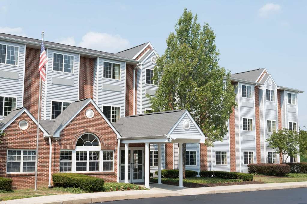Microtel Inn & Suites by Wyndham West Chester — hotel in West Chester
