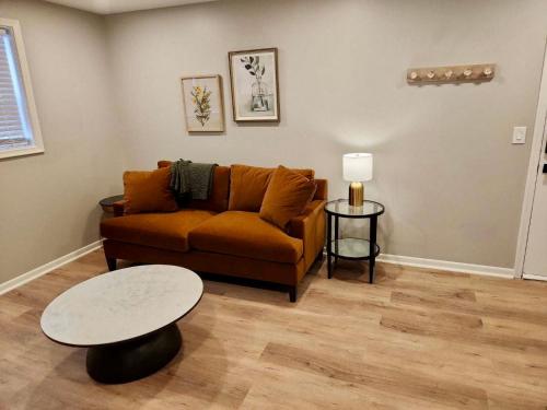 Cathedral 10 Cozy Urban Living Near UNMC — 4-Star Luxury Hotel in Omaha, United States