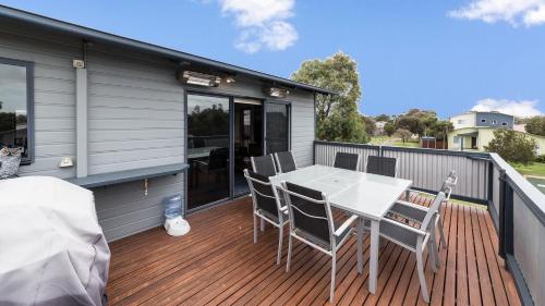 7 Matthew Court Cowes in Cowes, Australia