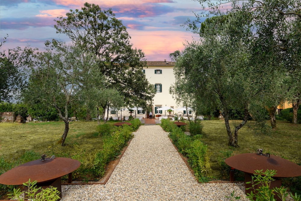 Hotel Villa San Michele - carbon neutral hotel in Lucca