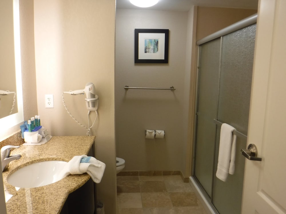Holiday Inn Express West Jefferson by IHG - photo 18