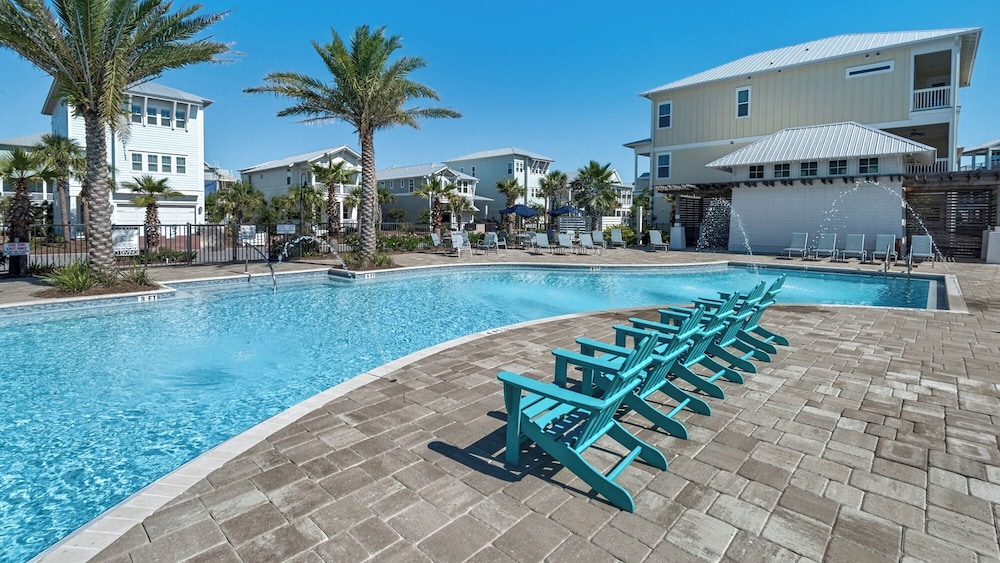 Modern Comfort Resort Style Pool: Perfect Prominence Location for 10 - photo 25