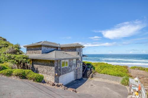 Anchor House Lincoln City — 4-Star Luxury Hotel in Lincoln, United States