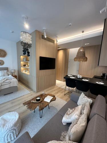 Shelter Luxury Apartament — 4-Star Luxury Hotel in Rogowo, Poland