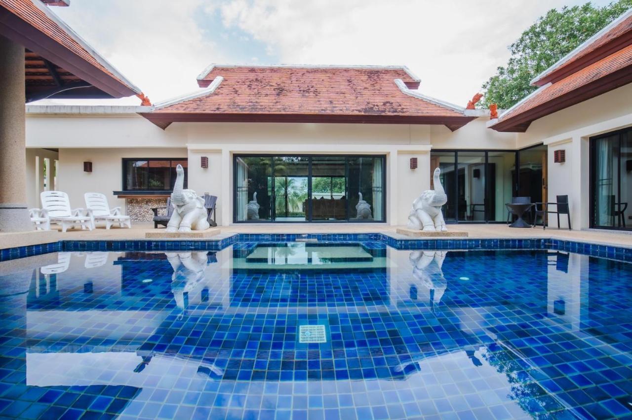 Lotus Pool Villa Your Own Slice Of Island Paradise — 4-Star Luxury Hotel in Rawai, Thailand