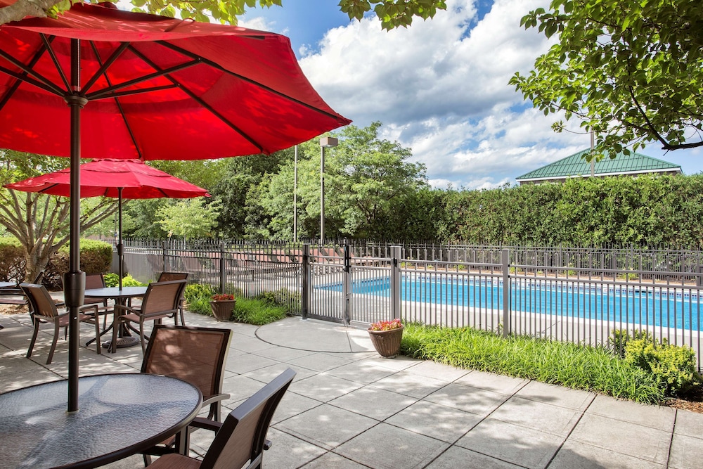 Hampton Inn by Hilton Middletown - photo 33