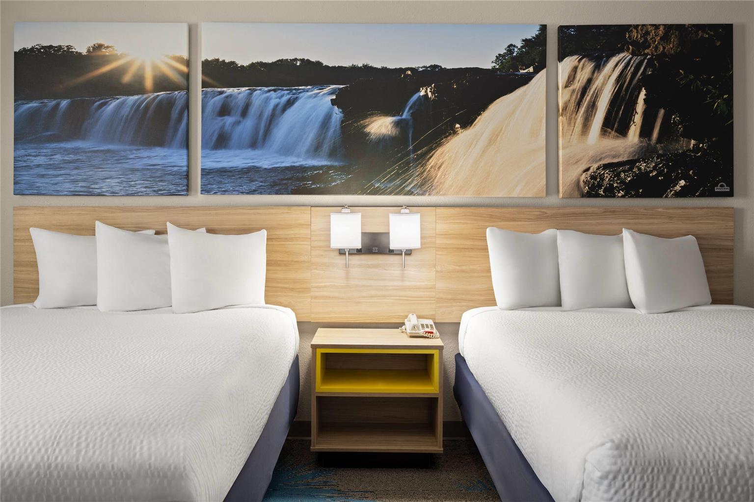 Days Inn by Wyndham Jamestown - photo 20