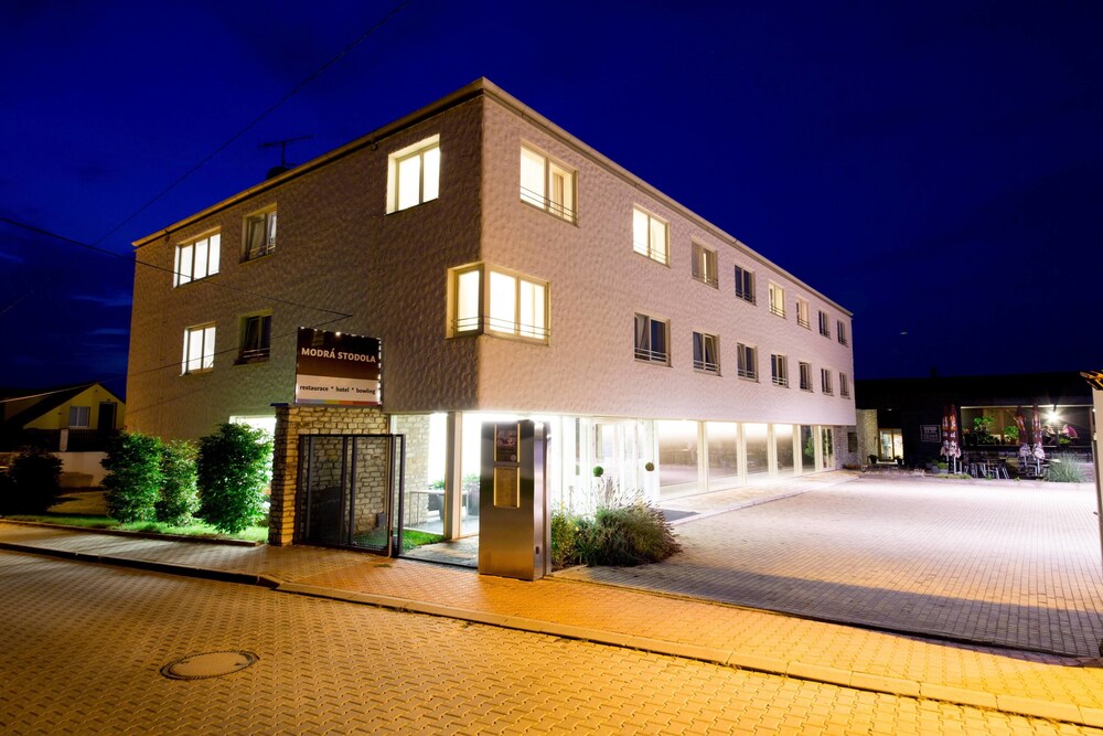 Relax Park Modra Stodola — 4-Star Luxury Hotel in Horomerice, Czech Republic