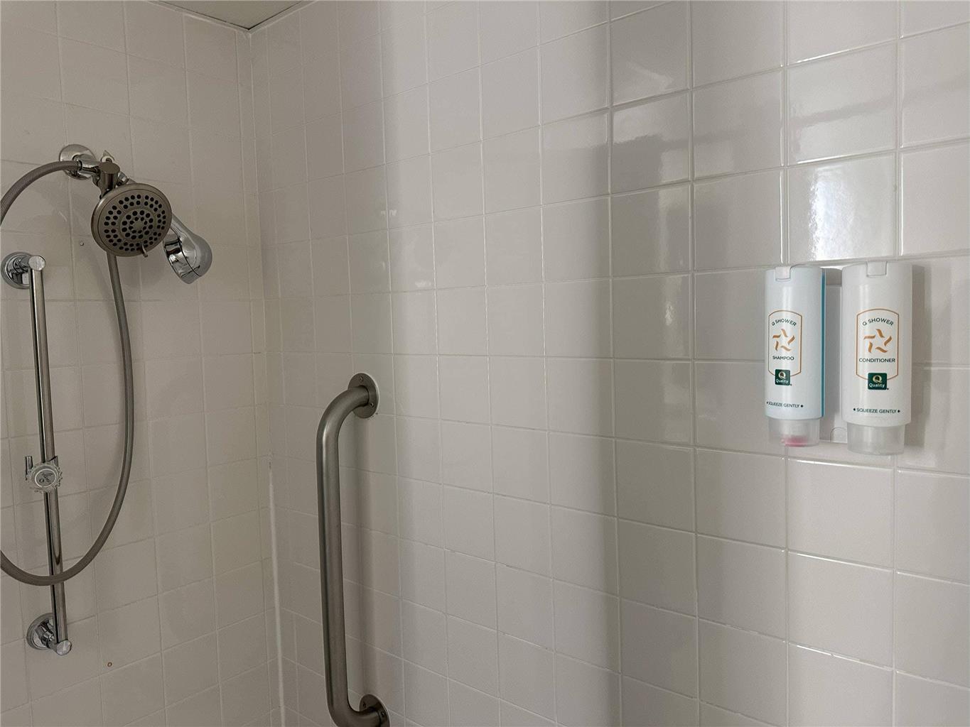 Quality Inn & Suites Everett - photo 28