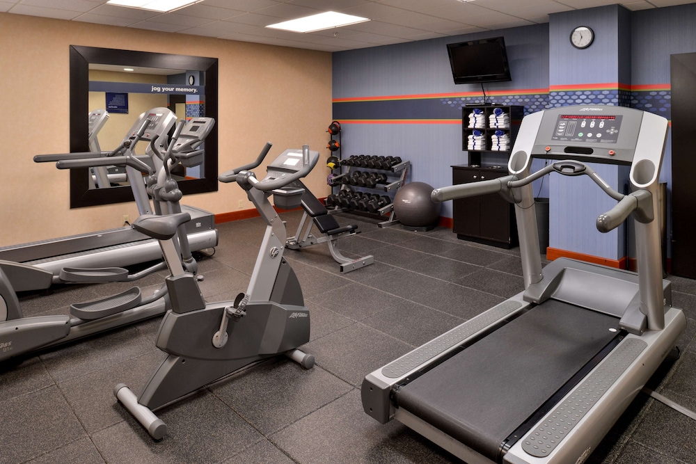 Hampton Inn & Suites Tacoma - photo 27