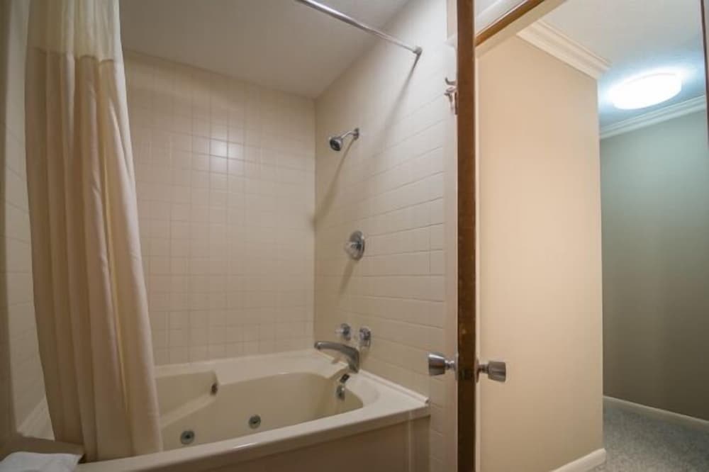 Keyser Inn - photo 23