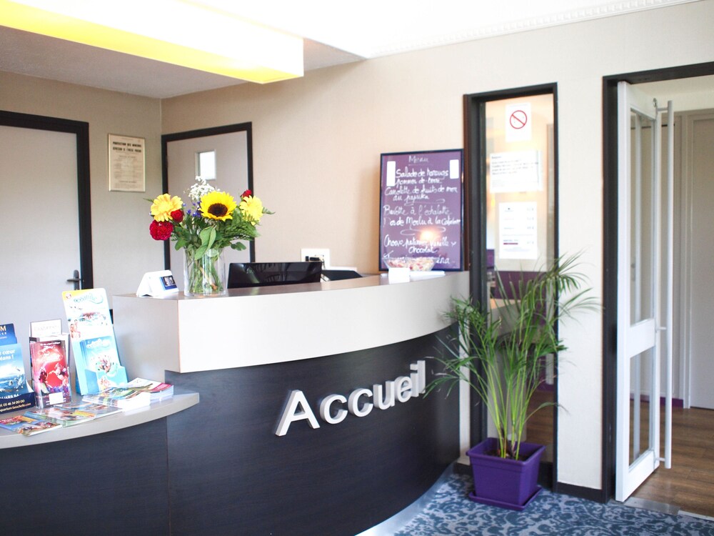 Hôtel Inn Design & Restaurant Rochefort in Rochefort, France