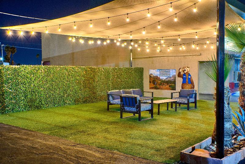 Travelodge by Wyndham Phoenix Downtown - photo 10