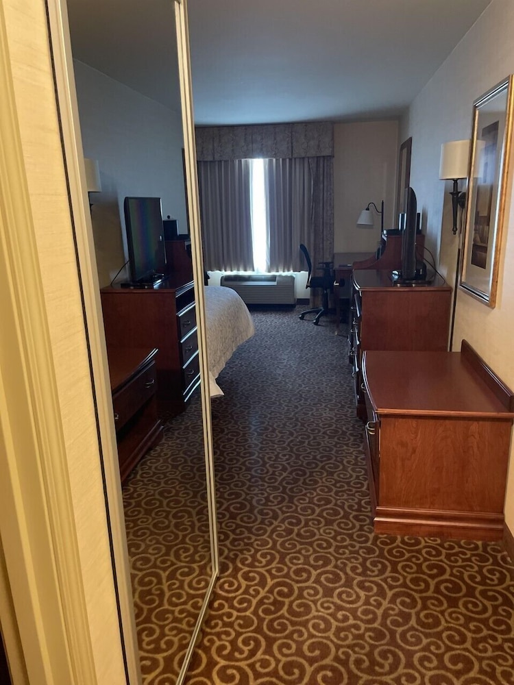 Hampton Inn Rawlins - photo 8