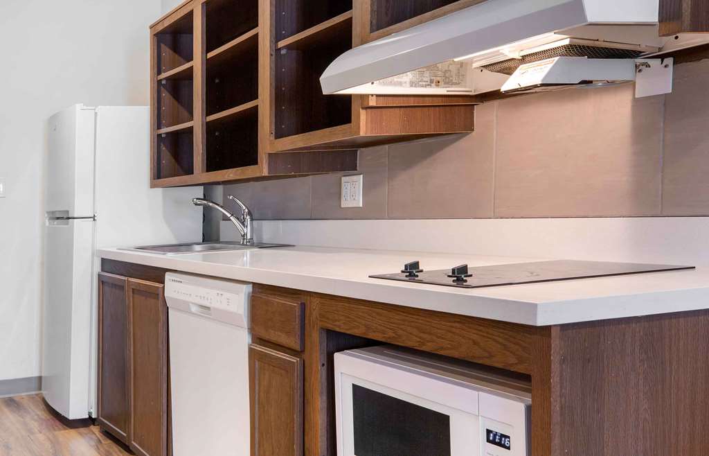 Extended Stay America Suites Boston Saugus - photo 35