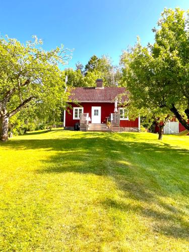 Villa Riksberg Near Gotakanal 21681160 — Toereboda