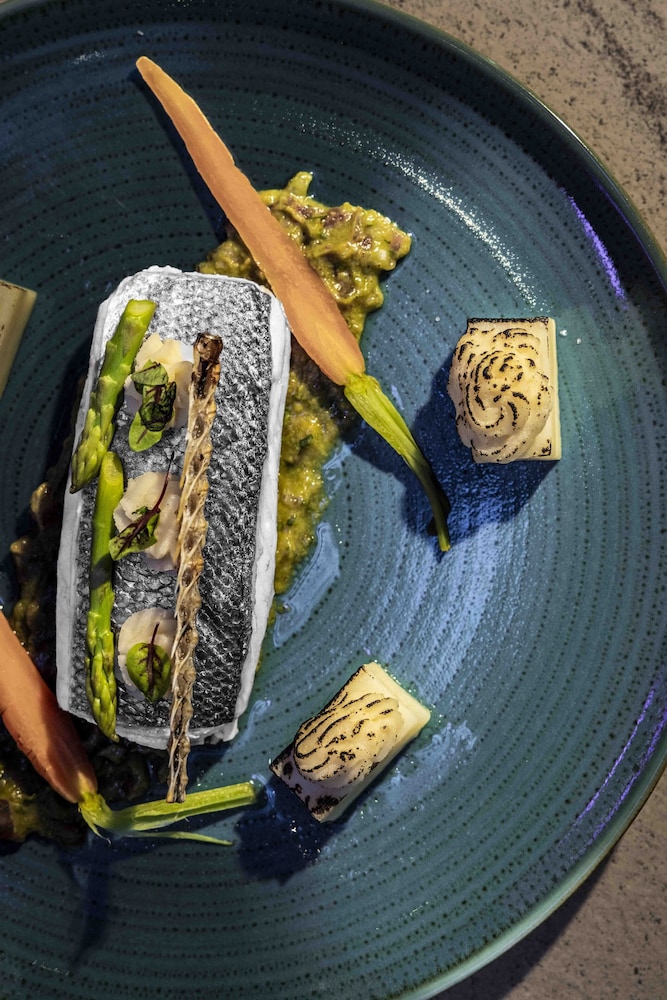 מזון ומשקאות