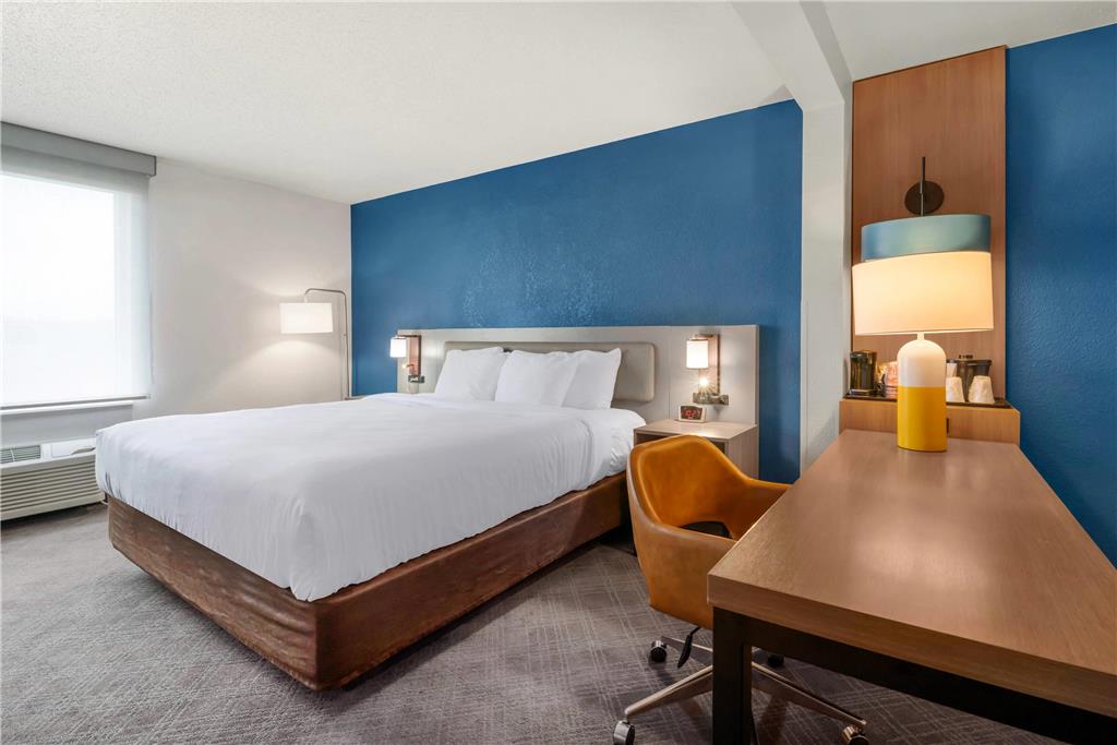 Comfort Inn & Suites Sheboygan I 43 - photo 23